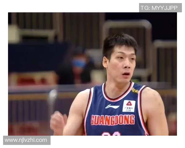 任骏飞领衔广东男篮奋战CBA赛季展现全能球员风采与团队协作精神