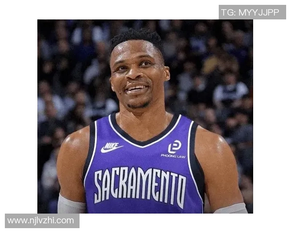 拉塞尔威斯布鲁克的篮球传奇与职业生涯的辉煌成就解析 拉塞尔威斯布鲁克的篮球传奇与职业生涯的辉煌成就解析